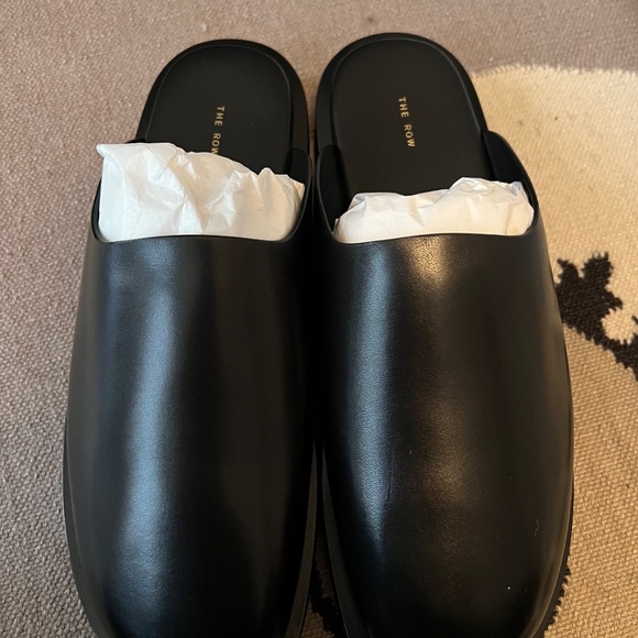 The Row Sabot Black Leather Mules NWB Size 38.5 - Picture 4 of 9